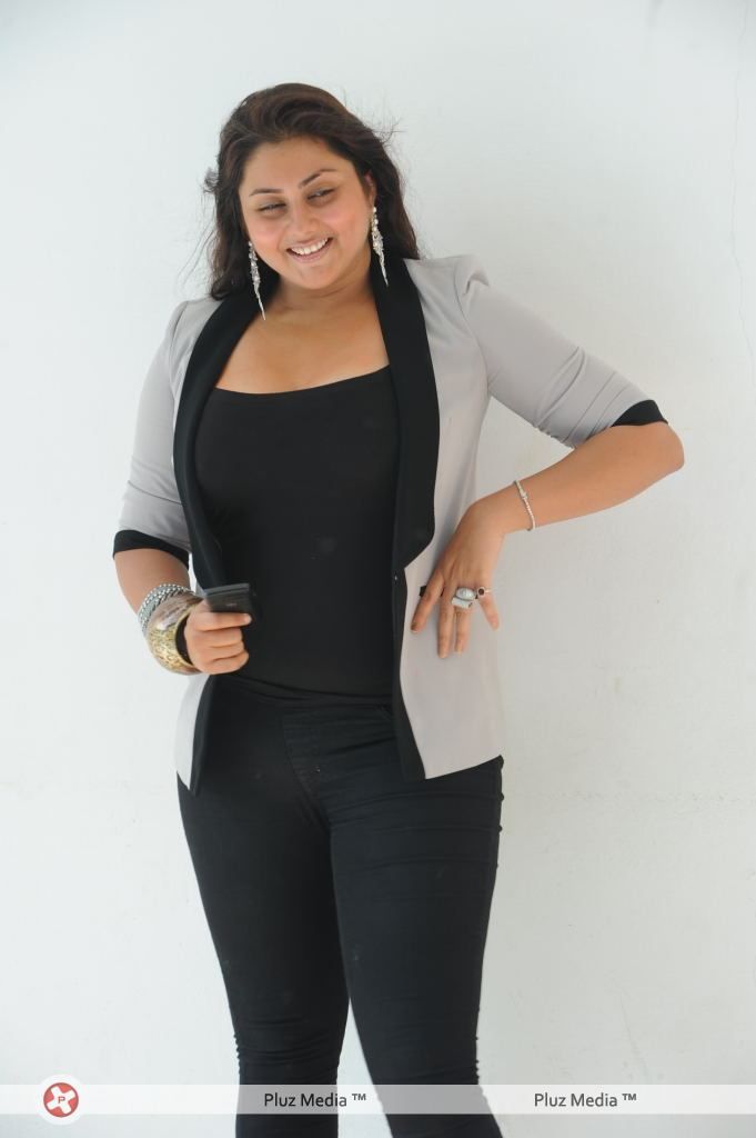 Namitha New Stills | Picture 122442